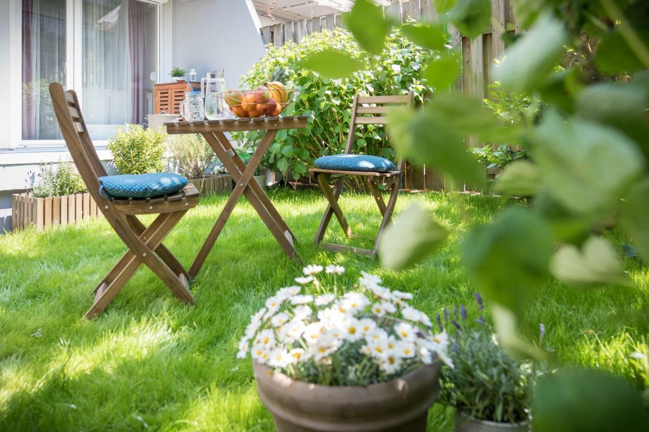 Family Apartment With Garden リュブリャナ エクステリア 写真